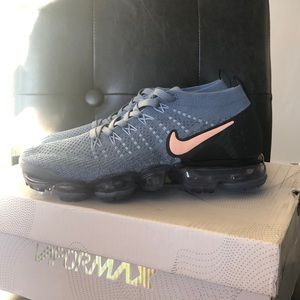 Women’s Nike Air Vapormax Flyknit 2